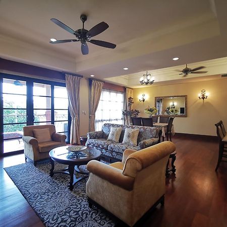 Casa Del Rio Residences Malacca Extérieur photo