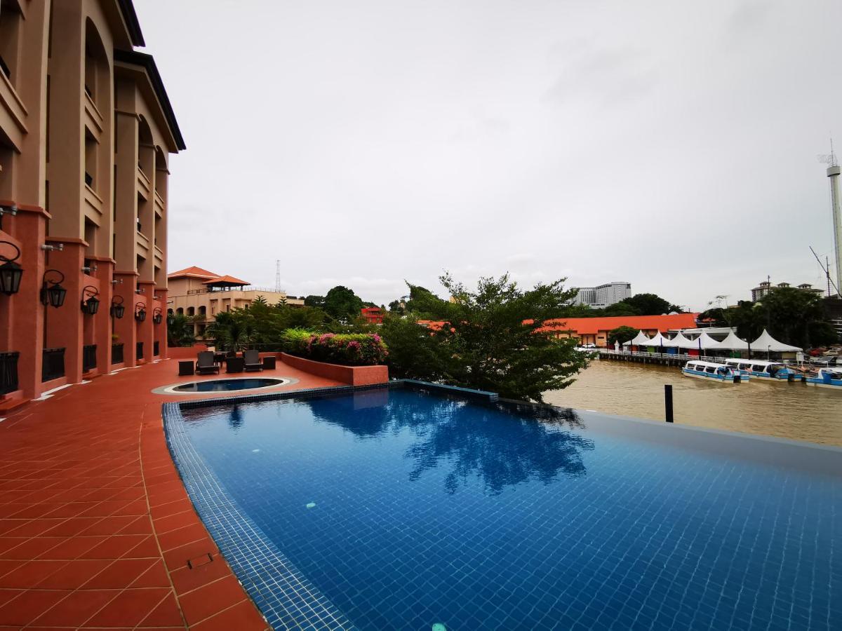 Casa Del Rio Residences Malacca Extérieur photo